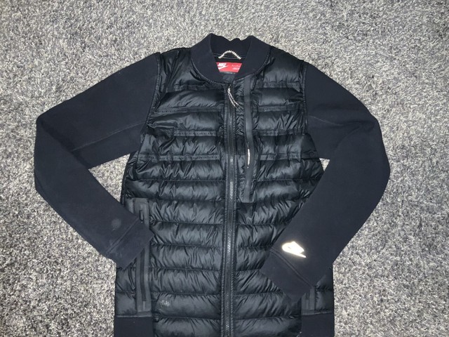 nike tech fleece aeroloft jacket