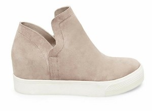 steve madden wrangle sneaker taupe