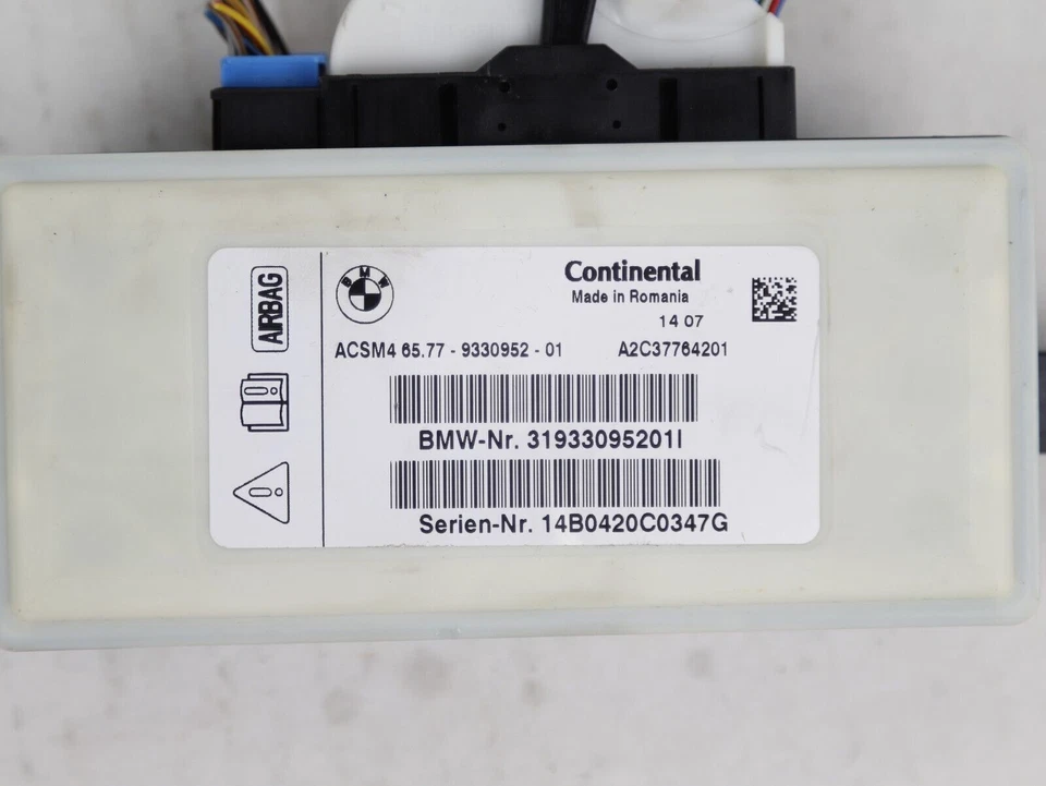 2013 - 2015 BMW 750Li XDrive диагностический модуль управления блок OEM 9330952 - Изображение 3 из 3