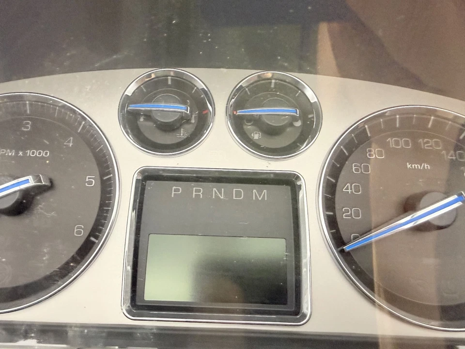 OEM 07-14 Cadillac Escalade ESV Speedometer Instrument Cluster Gauges K Miles - Image 3 of 4