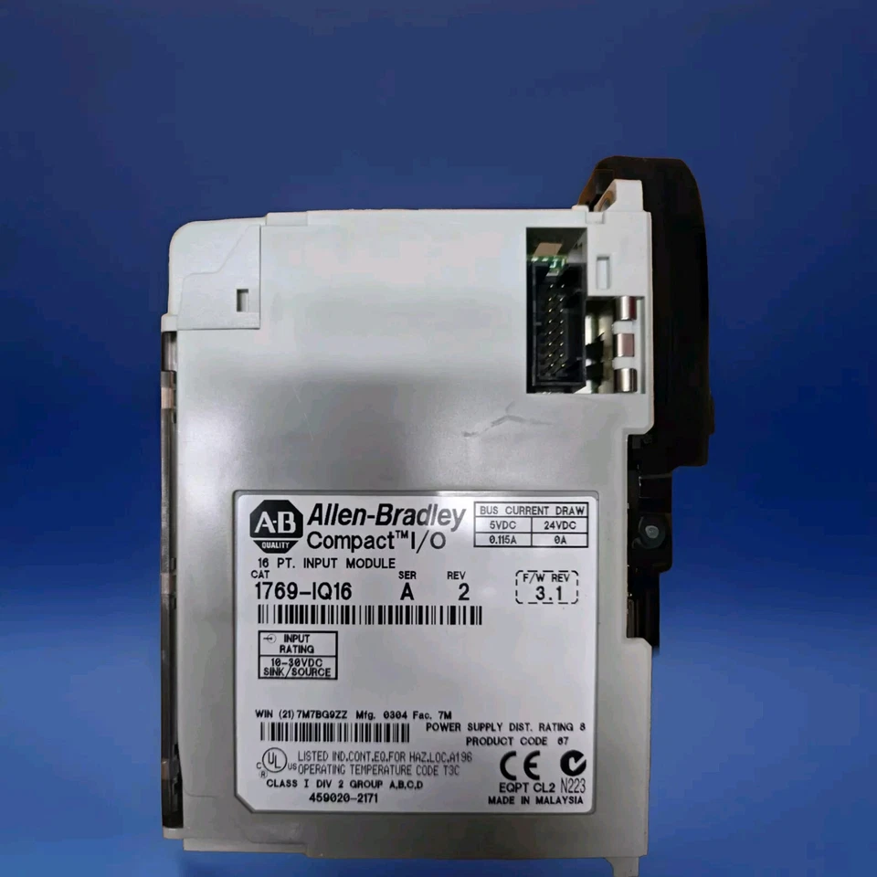 Allen BRADLEY MicroLogix 1500PLC: 1764-24AWA, 1764 LSP, 1769-IQ16 and 1769-ECR  - Image 4 of 4