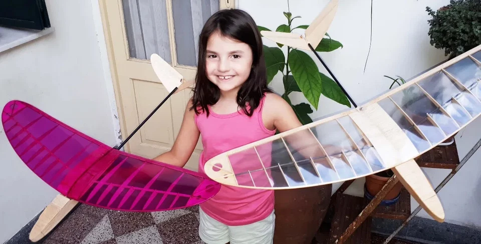 GRIPPIN RC Plane Kit – Hand-Launched 770mm Wingspan – Laser-Cut Balsa Wood - Image 2 of 4