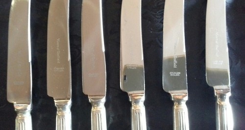 SET OF 6 VINERS VINTAGE WINDSOR PATTERN DESSERT KNIVES SILVER PLATED HANDLES - Picture 4 of 8