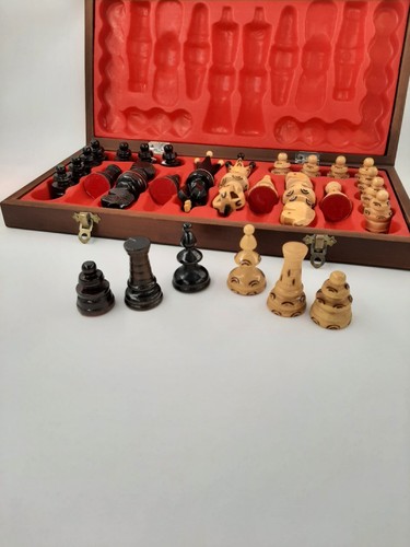 Handmade Wooden Chess Set Russian Vintage In Case Rare Foldable Top - Picture 4 of 6