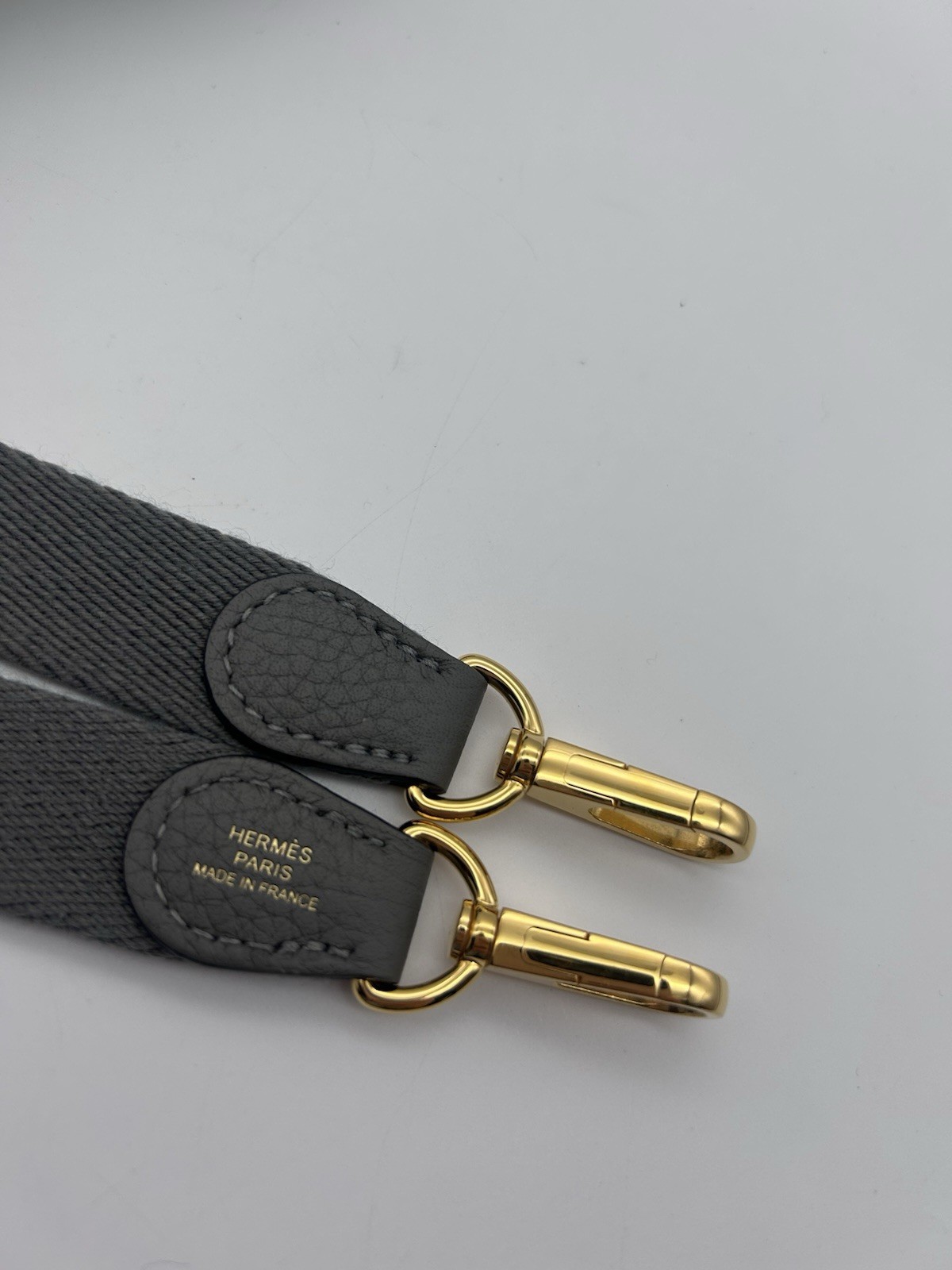 HERMES MINI EVELYNE TPM 16 Gris Meyer CALFSKIN LEATHER GOLD HARDWARE 2025 K thumbnail 4