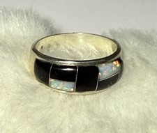Native American Sterling Silver Mother Of Pearl And Onyx Inlay Ring Sz 4.75
