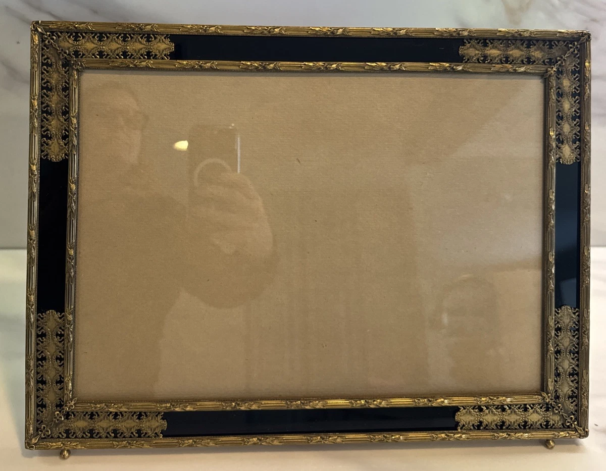 Gold Antique Collectible 1920-1949 Time Period Manufactured Frames