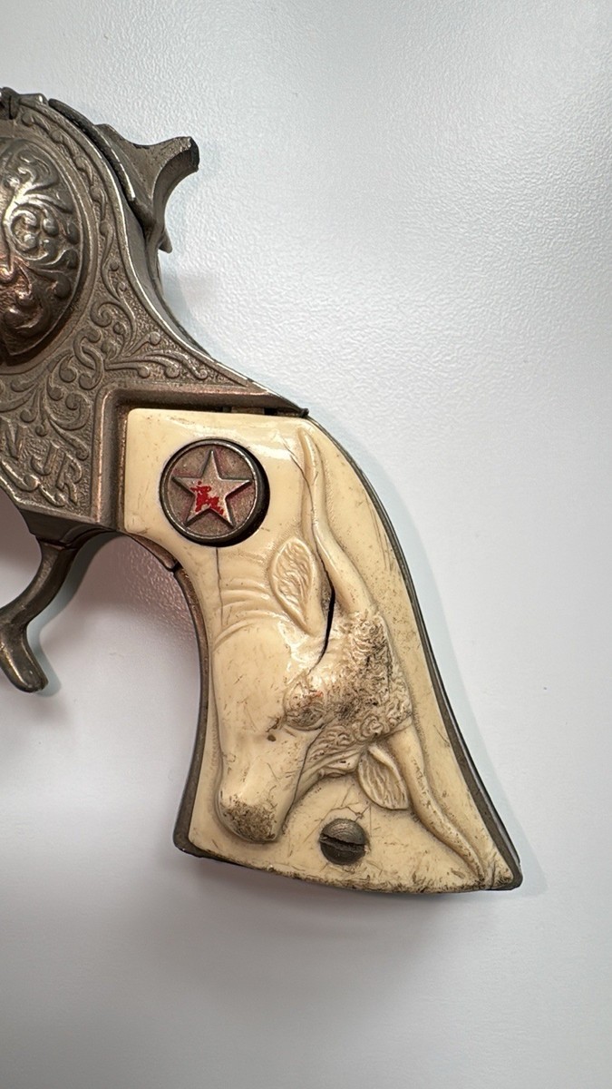 Vintage Texan Jr. Hubley Cap Gun Western Toy Pistol w/ Red Star