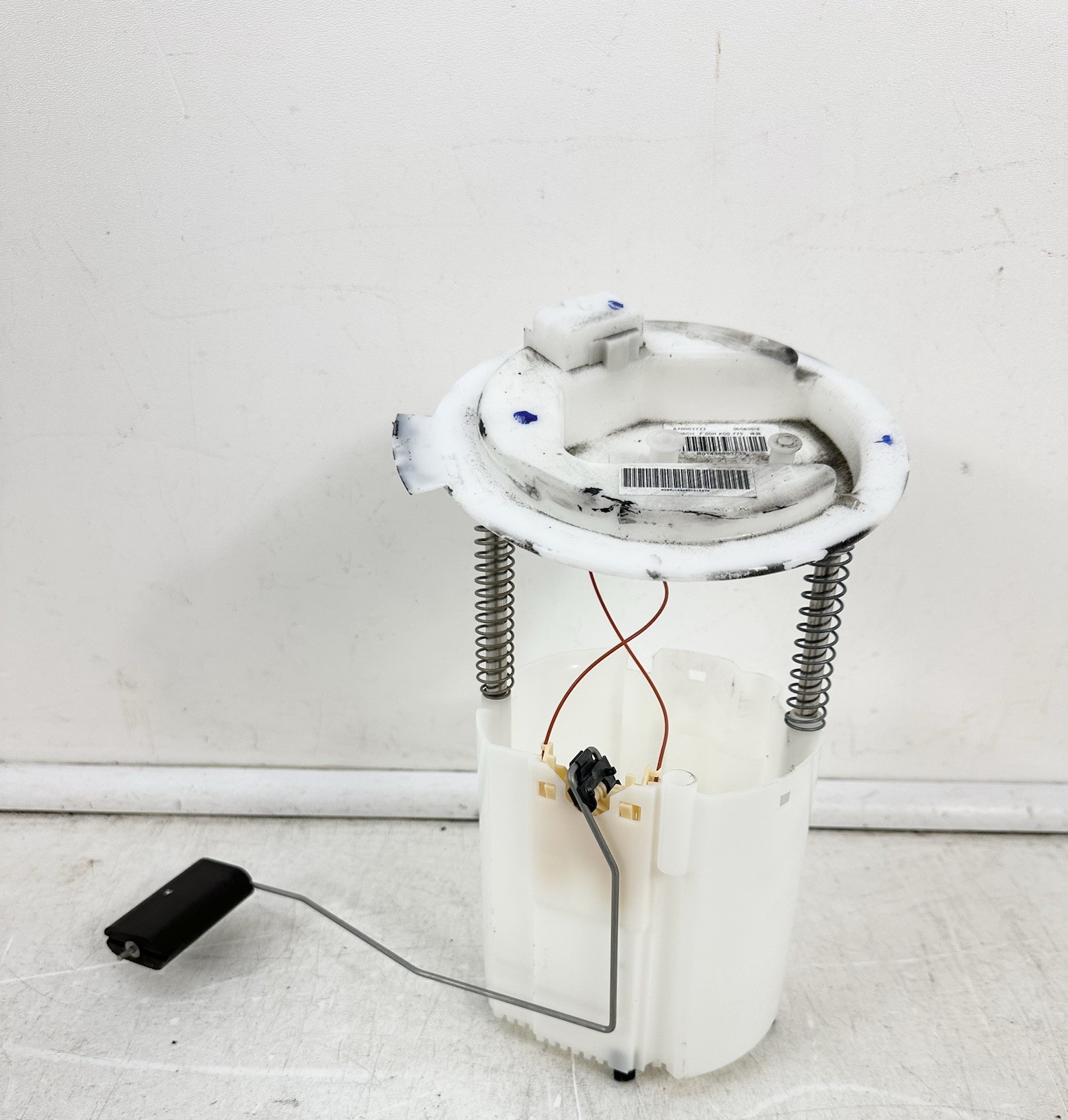 Maserati Ghibli 2014-2024 RIGHT Fuel pump