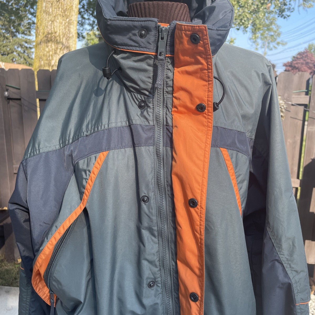 Columbia Jacket Hooded RN 69724 CA 05367 Sz Large Mens Rain Jacket