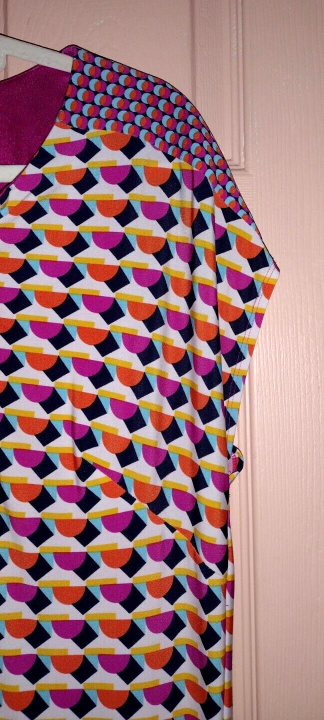 Laundry Multi Color Large 100% Polyester Short Sl… - image 2