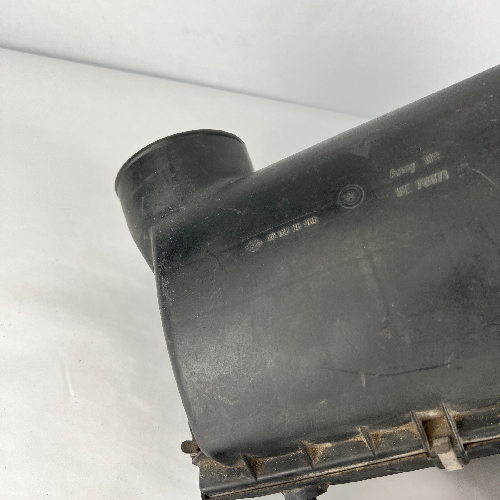 1984 1985 1986 1987 1988 1989 90 1991 Bentley Eight 8 Air Cleaner Box Assembly