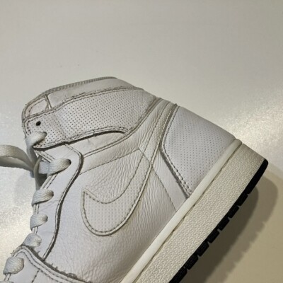 2017 Nike Air Jordan 1 Retro 1 High OG Size 9 White Perforated