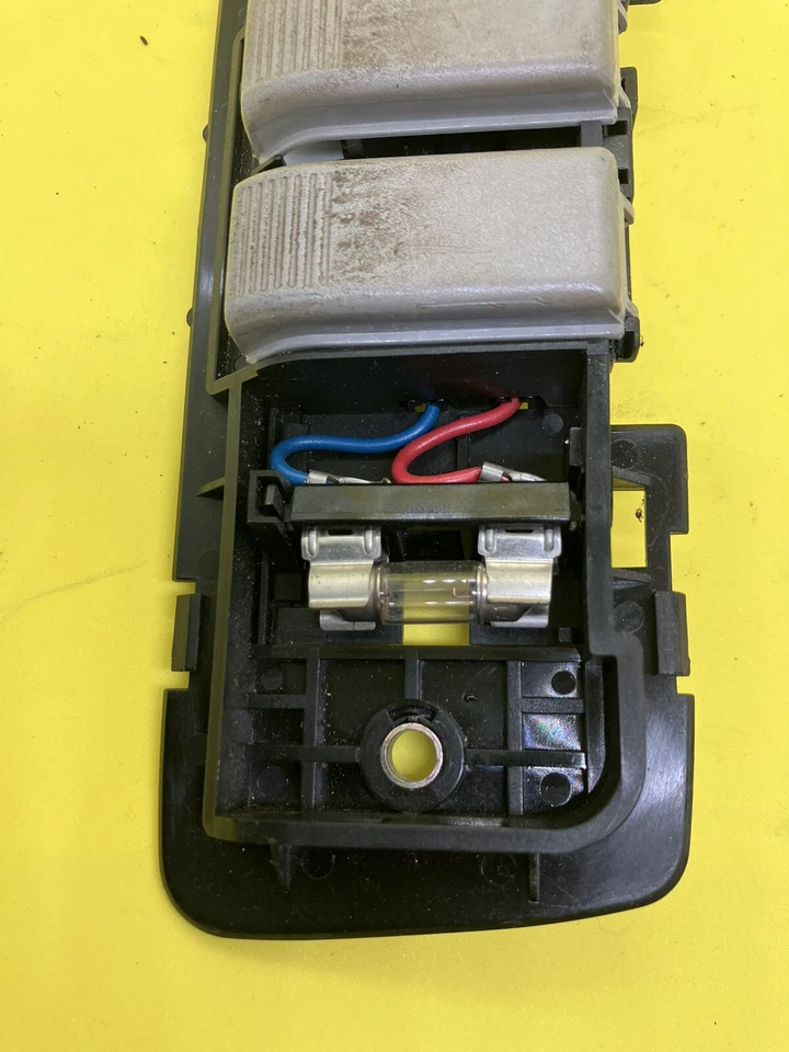 90-93 ACURA INTEGRA 2D - FRONTAL - DOMO MAPA LECTURA LUZ LÁMPARA Sin Lente Sin Probar Foto 2 de 4