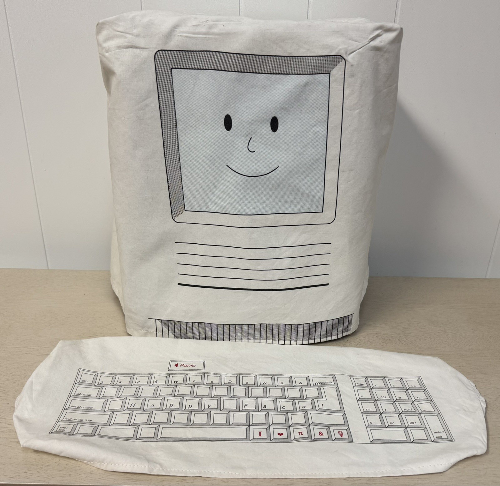 Rare Apple Macintosh &lsquo;Happy Mac&rsquo; Dust Cover For Computer & Keyboard Vintage GUC