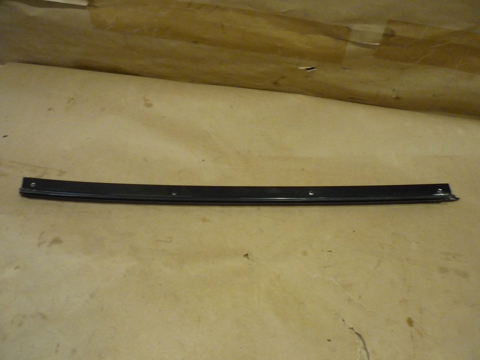 Ferrari 208,308 - LH Front Drip Rail Moulding GTS - P/N 60415601
