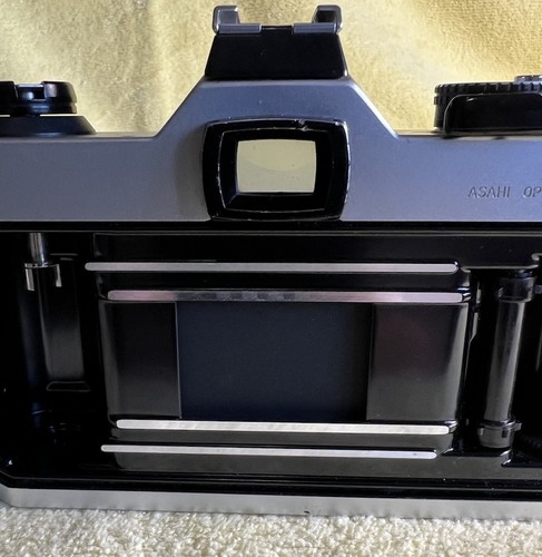 Asahi Pentax K1000 Film Camera with SMC Pentax-M 1:2 50mm Lens - Excellent Cond. - Picture 18 of 24