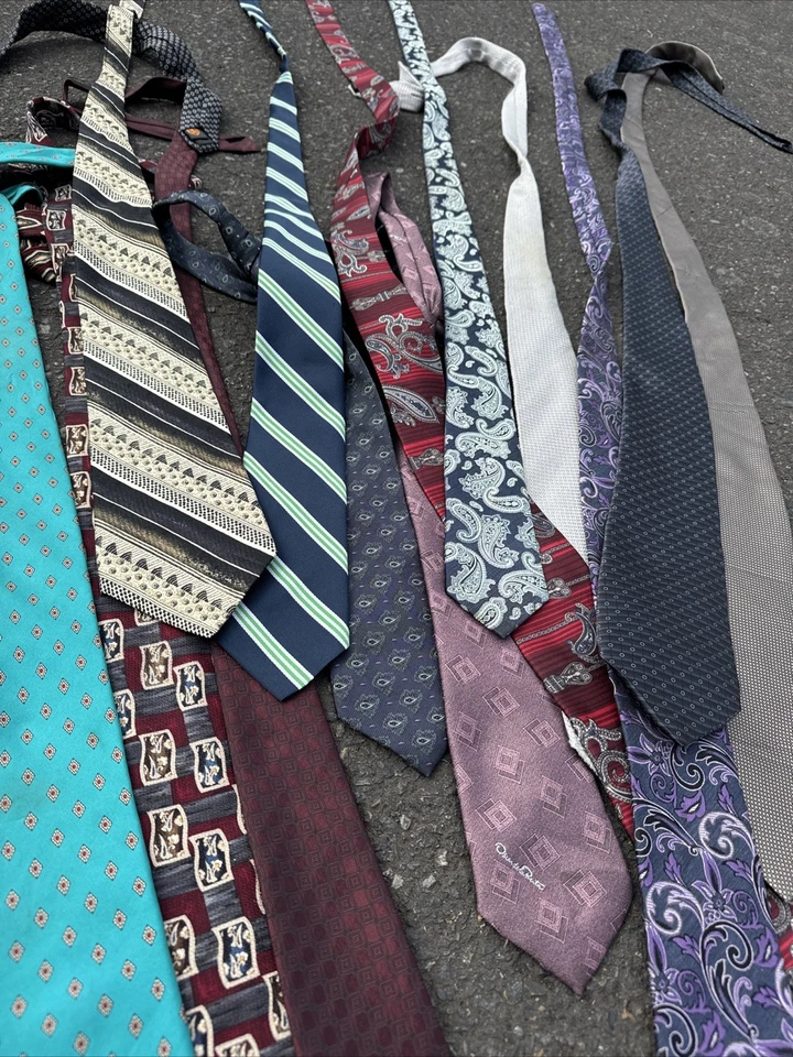 Gran Lote De 25 Corbatas De Diseñador, DIOR, ALFANI, Seda Buen Valor Paquete Foto 4 de 4