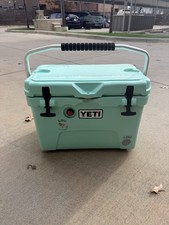 Nu Eden Utoka Cooler Sea Foam Size 20