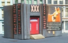 Downtown Deco HO Scale Kitty Korner XXX Club Building Structure + sidewalks. 