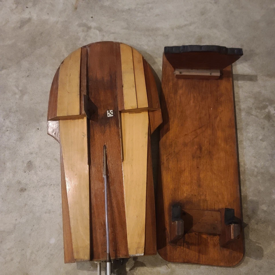 VINTAGE Hand Crafted 30" Nitro RC Boat Hull W/Driveline  - Image 4 of 4