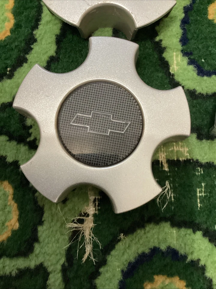 Chevrolet Venture 2001-2005 juego de 4 tapas centrales de aleación P/N-9593768 Foto 2 de 4