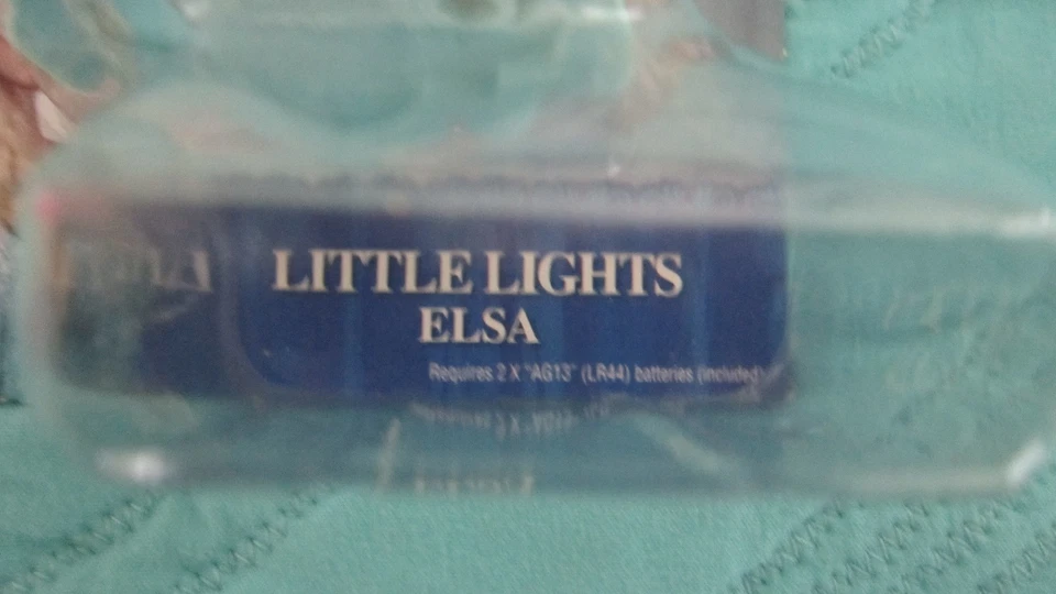 Figura Princesa Congelada Disney, ELSA Little Lights con Gancho Clip 2#3 Foto 2 de 4