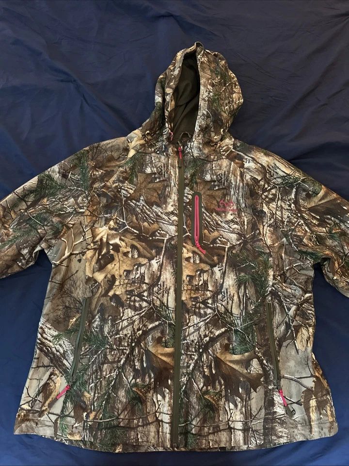 Realtree Edge Women’s Camo Hunting Jacket Size 2x - Image 2 of 4