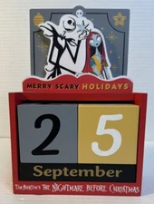 Nightmare Before Christmas Wooden Changeable Calendar MERRY SCARY HOLIDAYS 2022
