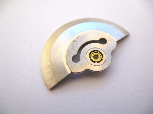 ETERNA 1489,1489K ASSORTED WATCH MOVEMENT PARTS - Picture 5 of 6