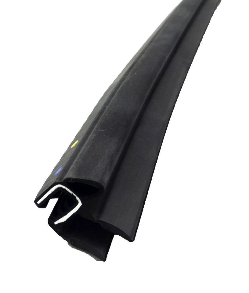 20867208 Rear Driver Side Door Window Inner Sealing Strip 2012-16 Buick Lacrosse - Image 3 of 4