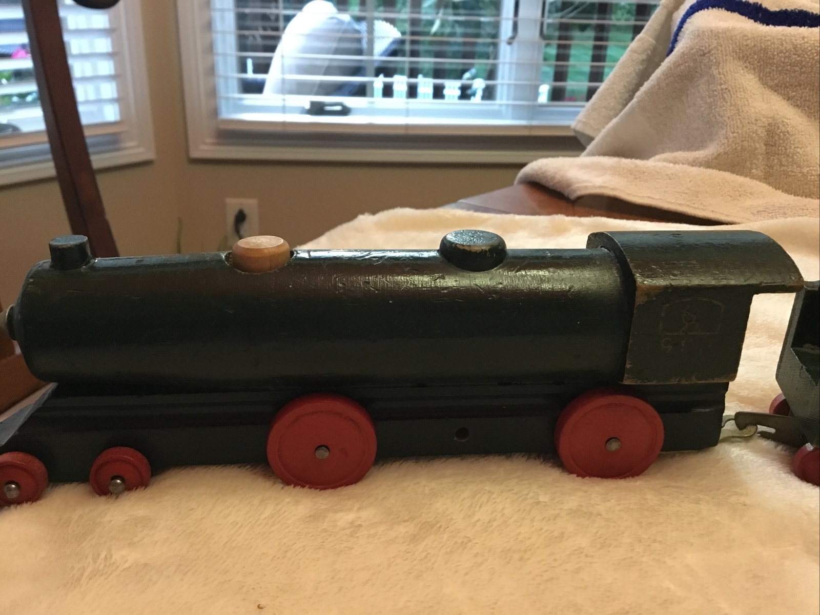 Picture 2 of 12