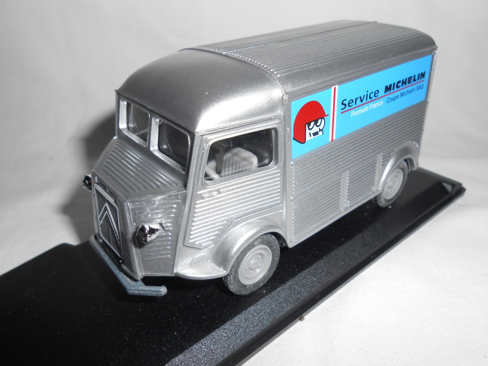 Citroën Type H au 1/43ème souvenirs du Service Michelin Formule France