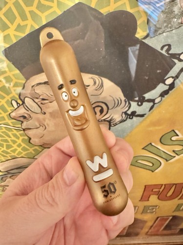2011 Der Wienerschnitzel 50th Anniversary Gold Wienie Mascot Antenna Topper