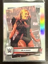 Isla Dawn 2025 Topps Chrome WWE #64 Holo Refractor