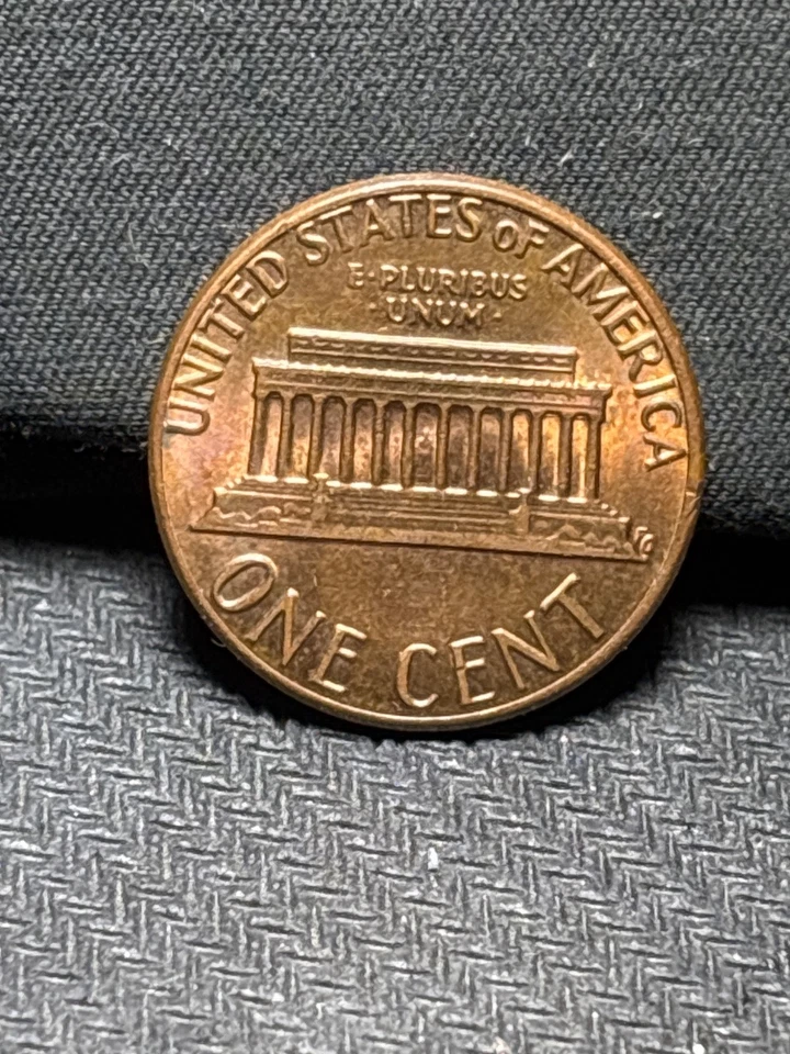 1983-D Lincoln Cent FS-101 Doubled Die Obverse "Doubled Ear" Variety RAW Red - Image 2 of 4