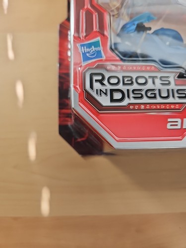 ARCEE TRANSFORMERS PRIME ROBOTS IN DISGUISE FIGURE (HASBRO 2011) NEW - Picture 4 of 8