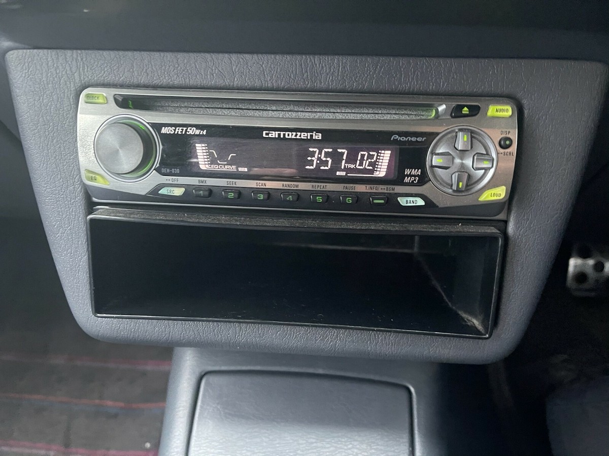 Pioneer Carrozzeria JDM AM FM Tuner WMA MP3 CD Player Stereo Radio