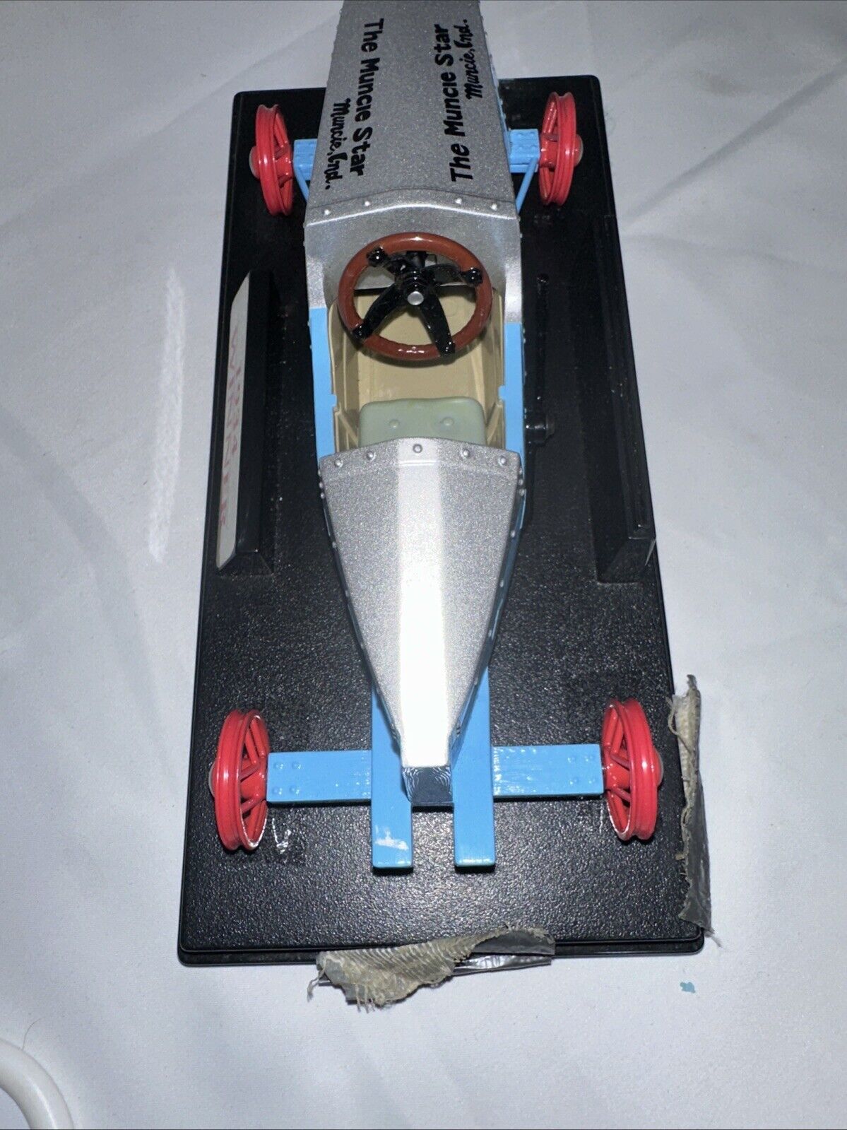 Picture 5 of 6