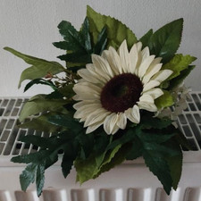 Blumengesteck künstlich mehrfarbig ca. 28 x 28 cm