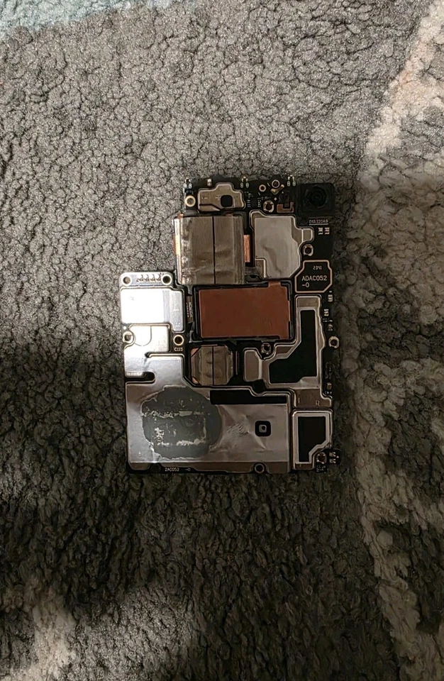 Placa madre Oneplus Open Logic desbloqueada de fábrica con cámara  Foto 2 de 4