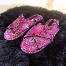 BANANA REPUBLIC Pink Brocade Crossover Indoor Slippers Faux Fur Lined Small