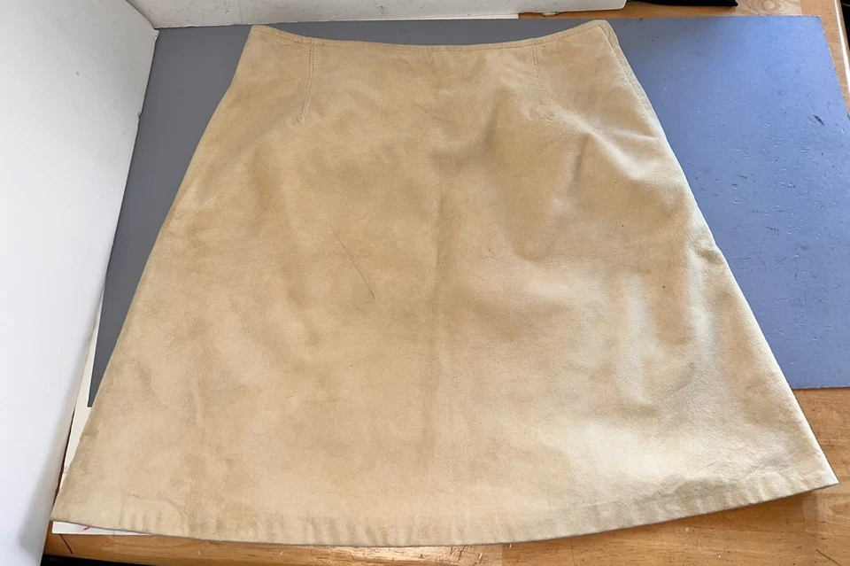 复古 90 年代 Banana Republic 棕褐色麂皮绒 A 字超柔软及膝裙女式 8 码 — 第 3/4 张图片