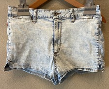 Bullhead Hot Short Shorts Denim Size 11 Stretch Acid Wash Short Bootie Shorts