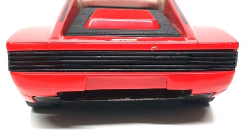 Unknown Brand ? 1/32 Scale UNK141024 - Ferrari Testarossa - Red - Picture 5 of 7