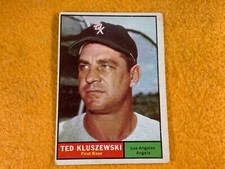 I8-7 BASEBALL CARD - TED KLUSZEWSKI - LOS ANGELES ANGELS - 1961 TOPPS - CARD #65