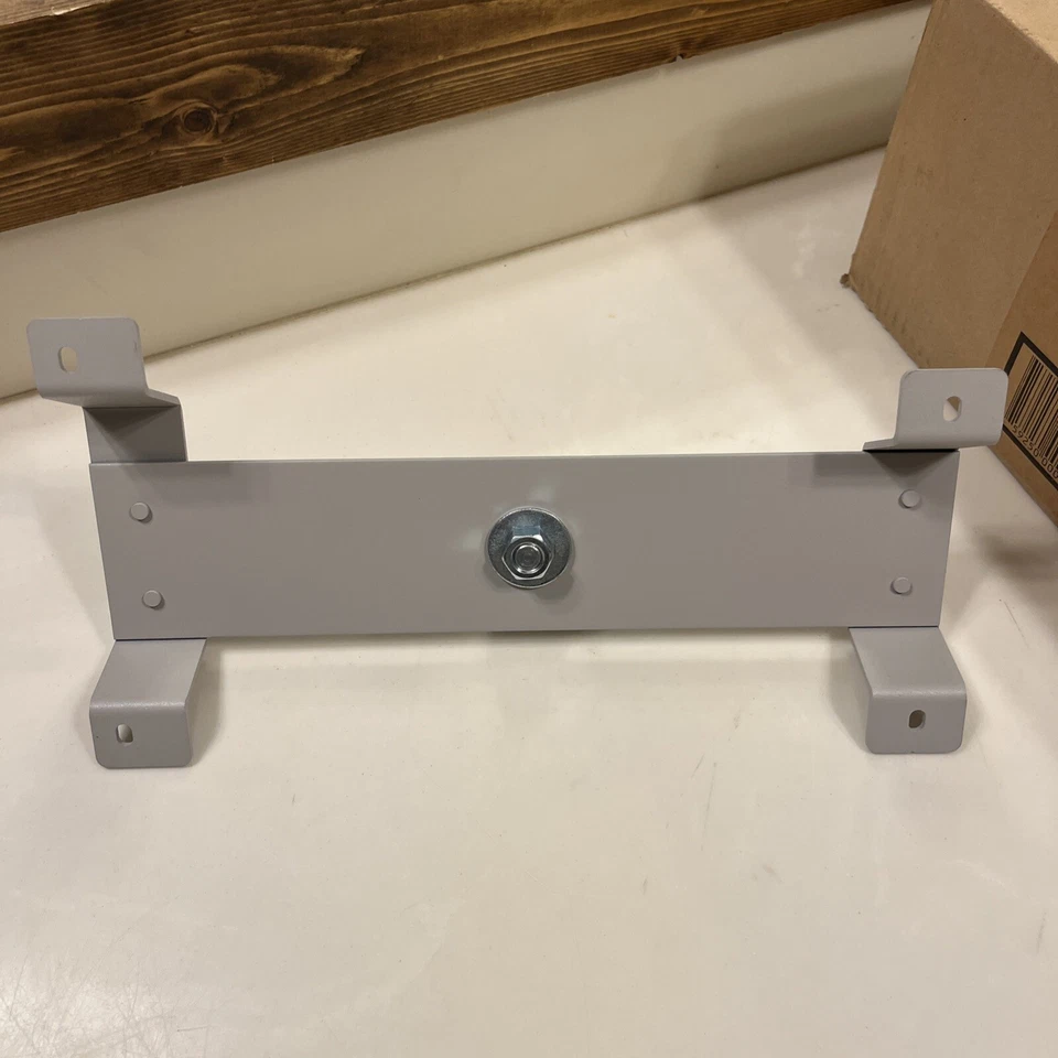 Sharp AN-CM220 Ceiling Mount Projector Bracket - Image 4 of 4