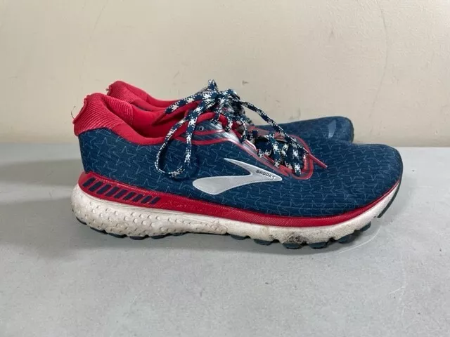 Red white and hotsell blue brooks shoes