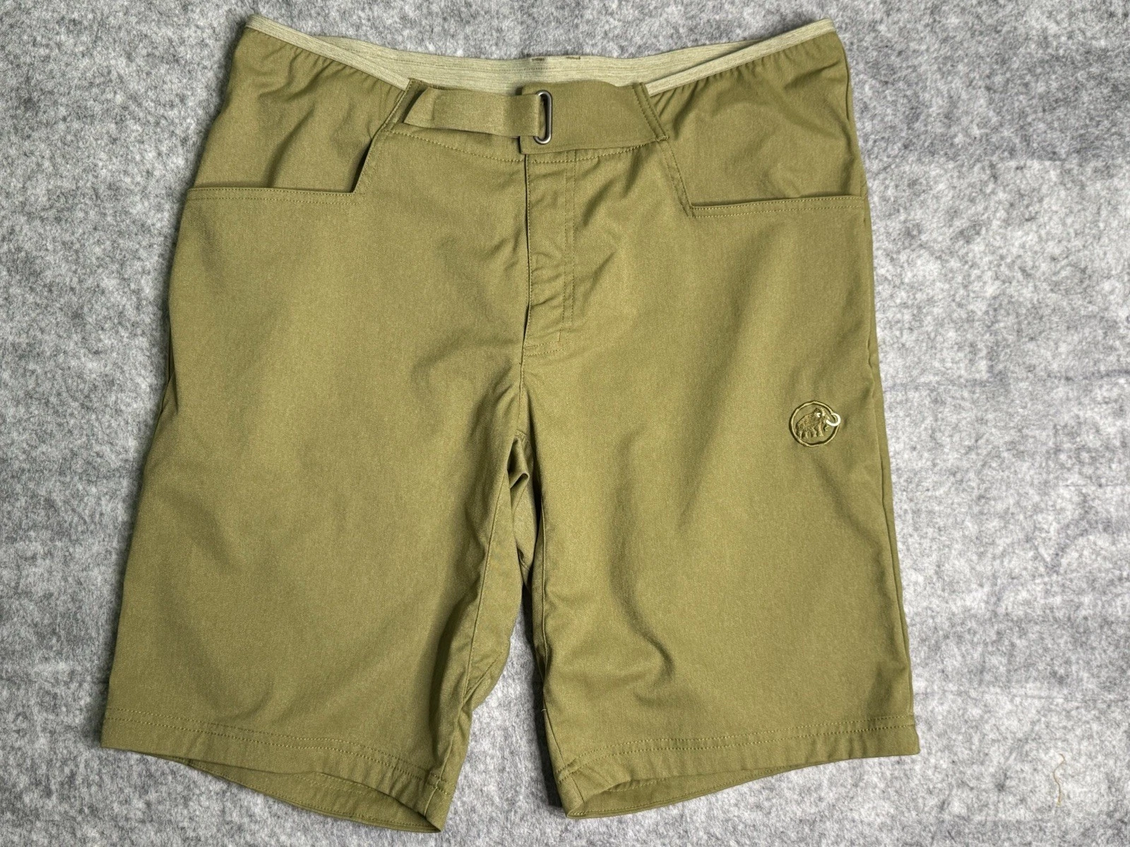 Mammut Massone Shorts Green Stretch Lightweight Hiking Rock Climbing Men’s Sz 38
Opens in a new wind