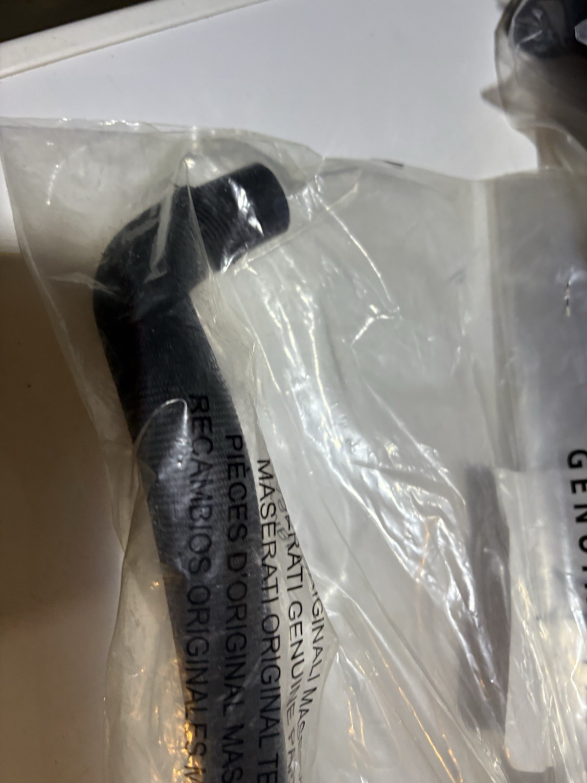GENUINE Maserati GranTurismo M145 Rad Expansion Tank Coolant Hose #000227136